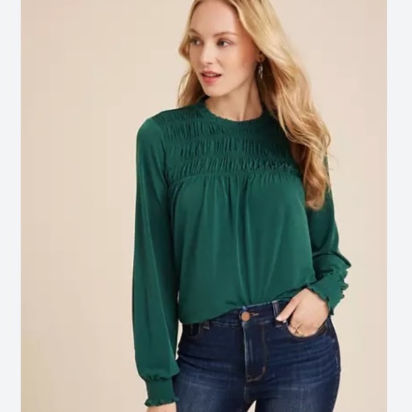 Maurices Tops - NWT Dark Green Maurices Long Sleeve Ruffle Rouched Top Detail